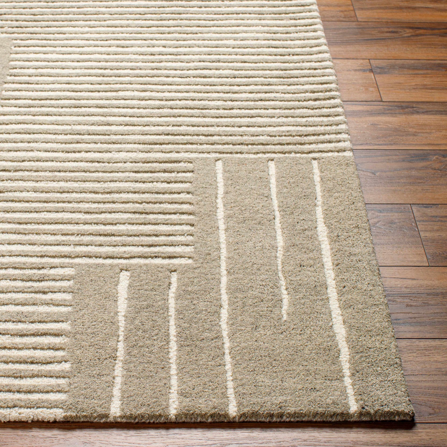 Akuji Area Rug - Clearance - Ornate Home