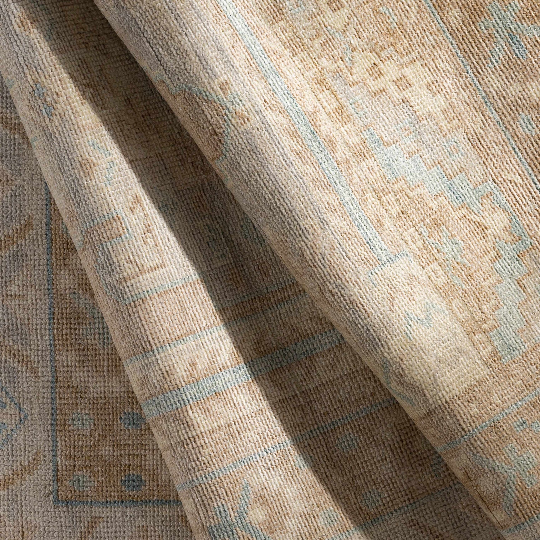 Aliang Premium Rug - Clearance - Ornate Home