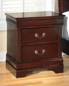 Alisdair Reddish Brown Queen Sleigh Bedroom Set with 2 Nightstands - Ornate Home