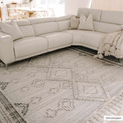 Amaga High-Low Rustic Rug - Ornate Home