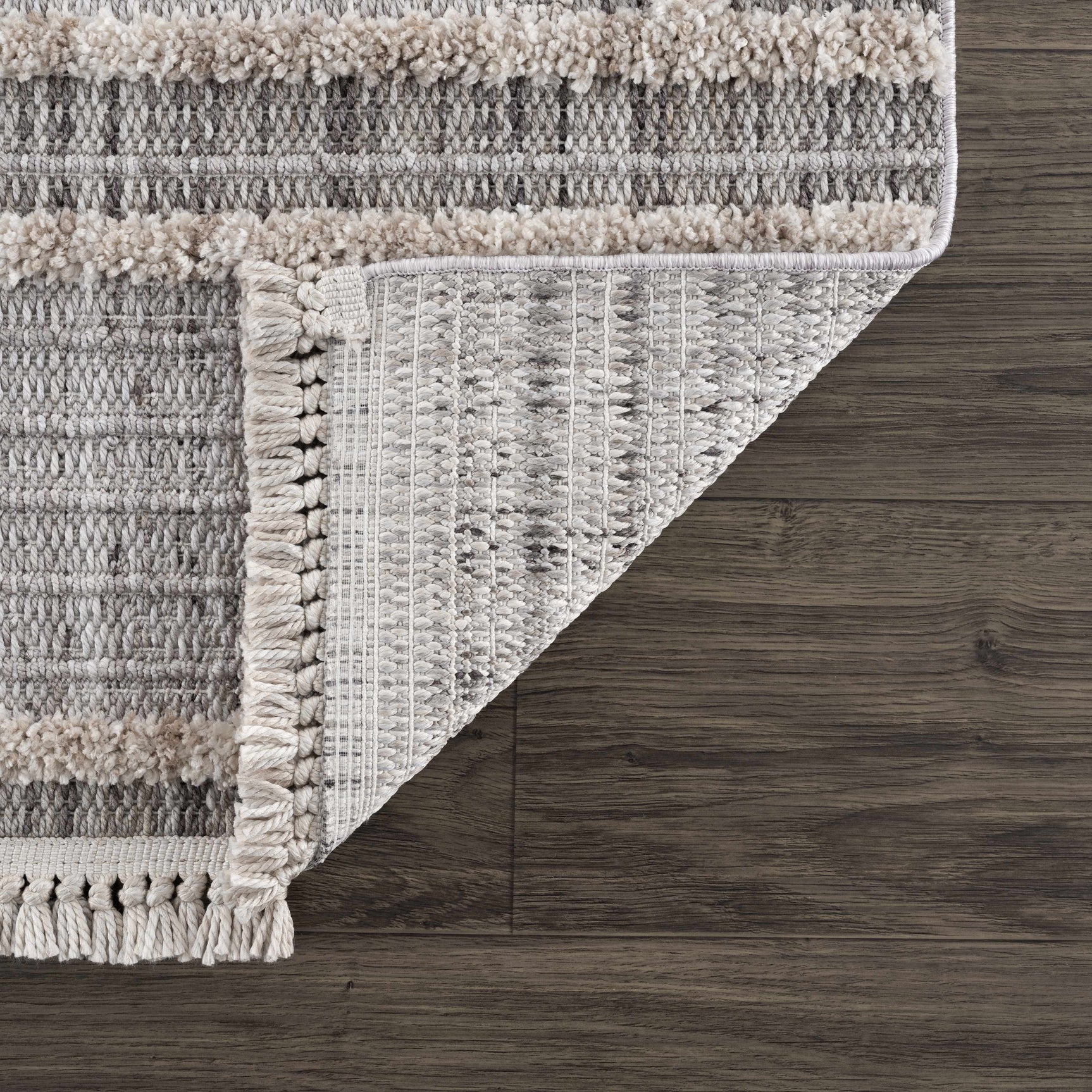 Amaga High-Low Rustic Rug - Ornate Home