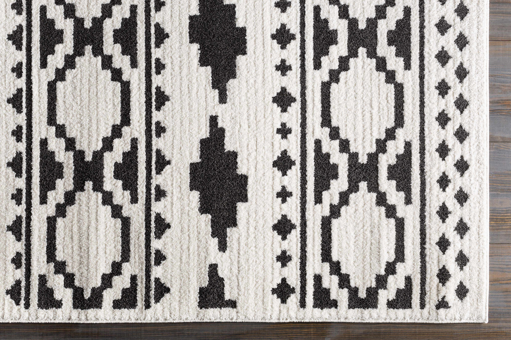 Amoret Area Rug - Ornate Home