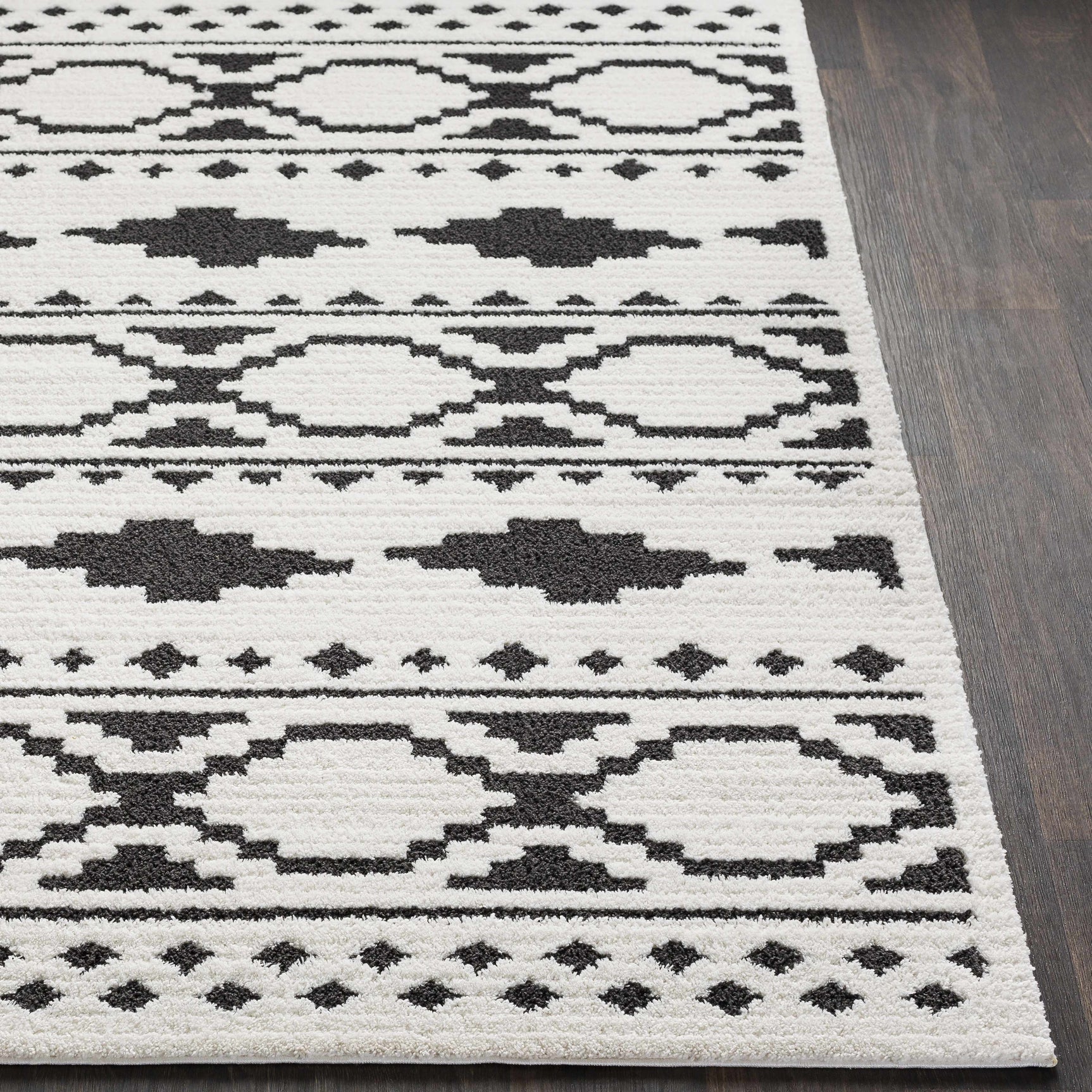 Amoret Area Rug - Ornate Home