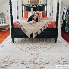 Ampusungan Area Rug - Ornate Home