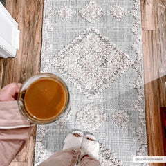 Ampusungan Area Rug - Ornate Home
