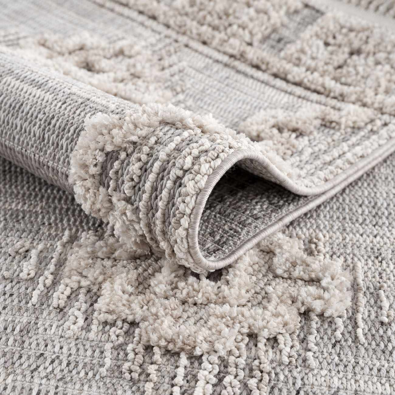 Ampusungan Area Rug - Ornate Home