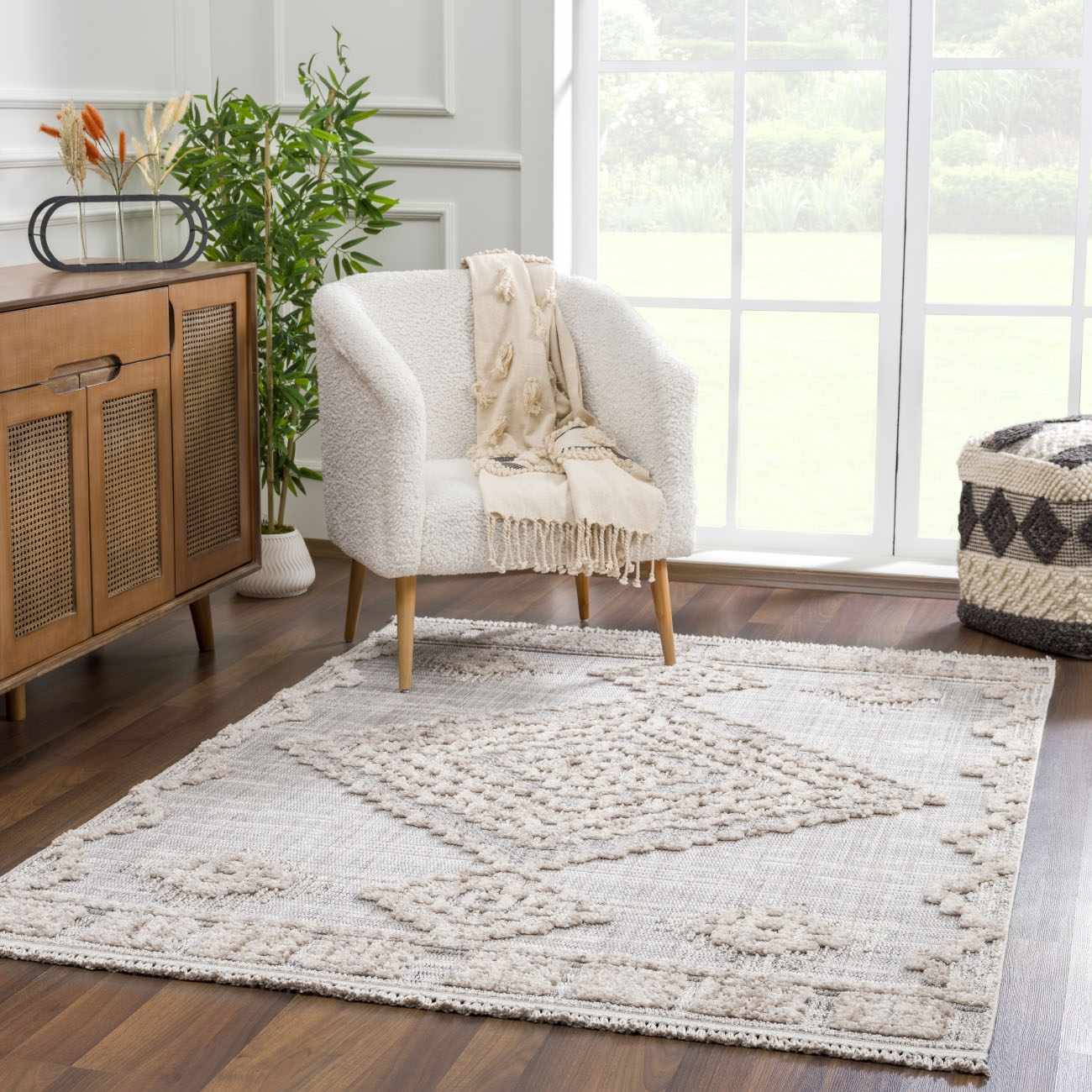 Ampusungan Area Rug - Ornate Home