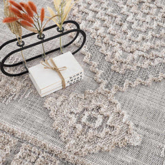 Ampusungan Area Rug - Ornate Home