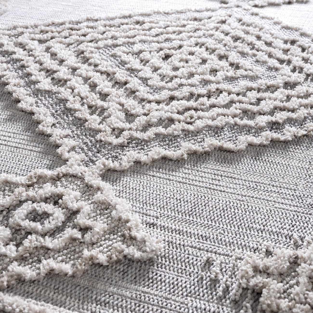 Ampusungan Area Rug - Ornate Home