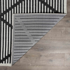 Anah 3D Black Outdoor Rug - Ornate Home
