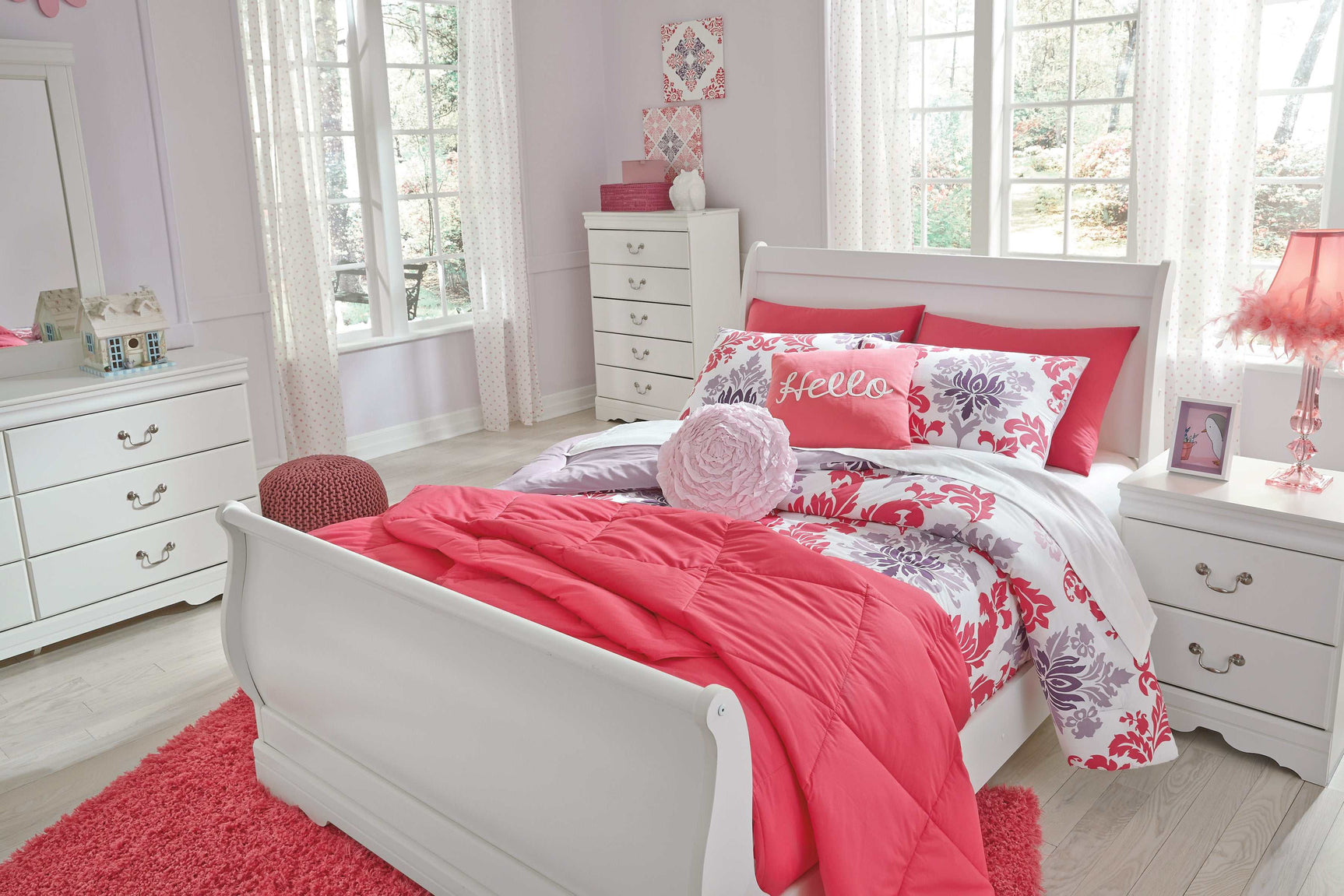 Anarasia White Full Sleigh Bed (Online Special Price) - Ornate Home