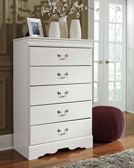 Anarasia White Queen Sleigh Bedroom Set with Dresser, Mirror, Chest and Nightstand - Ornate Home