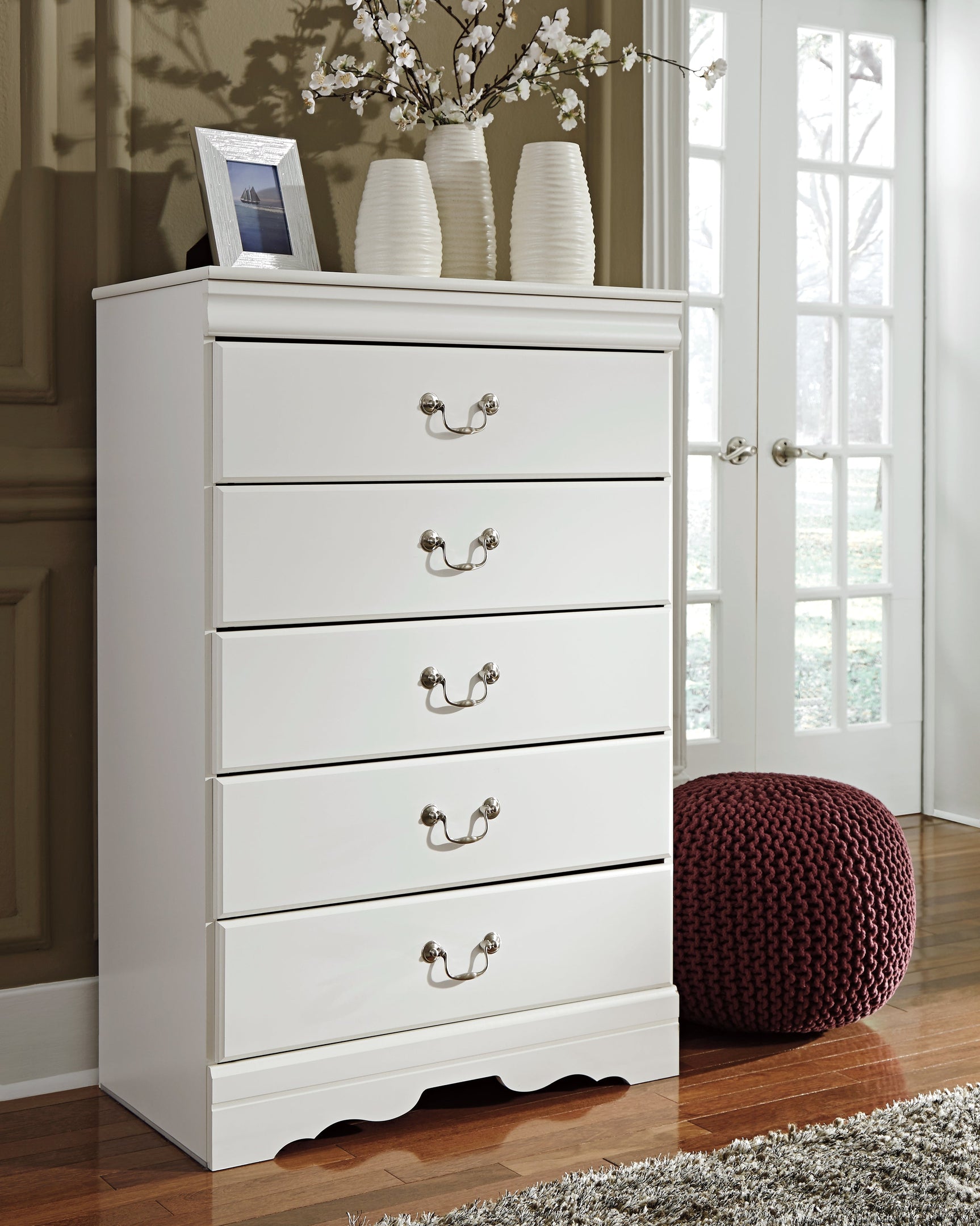 Anarasia White Twin Sleigh Bed & Dresser & Mirror & Chest (Online Special Price) - Ornate Home