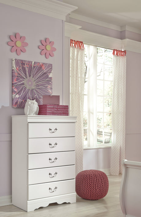 Anarasia White Twin Sleigh Bedroom Set with Chest and Nightstand - Ornate Home