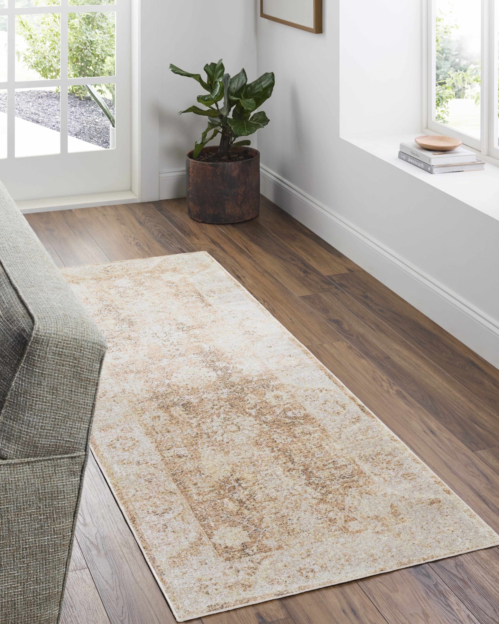 Aniyah Washable Area Rug - Ornate Home