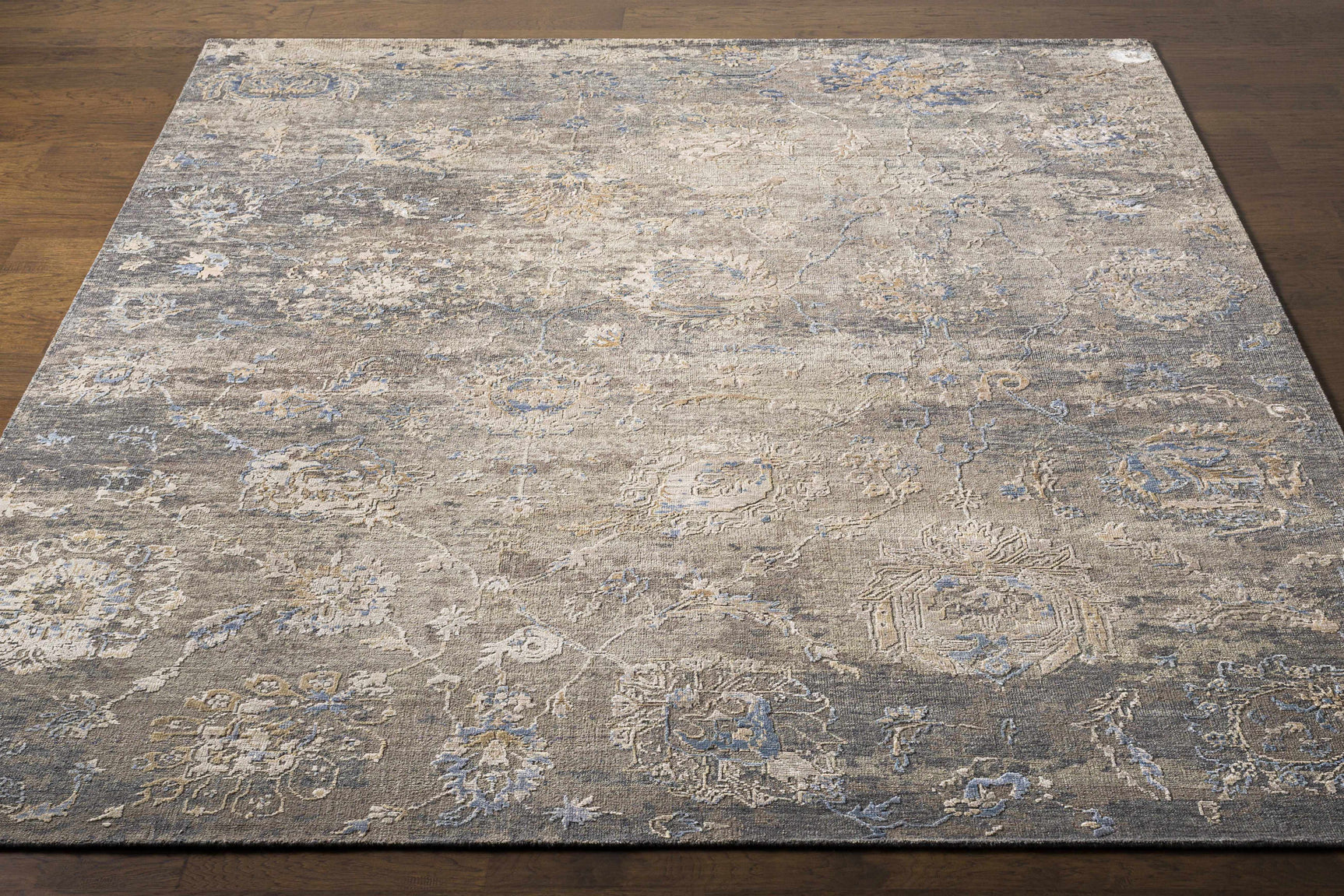 Aramawayan Premium Hand Knotted Wool Area Rug - Clearance - Ornate Home