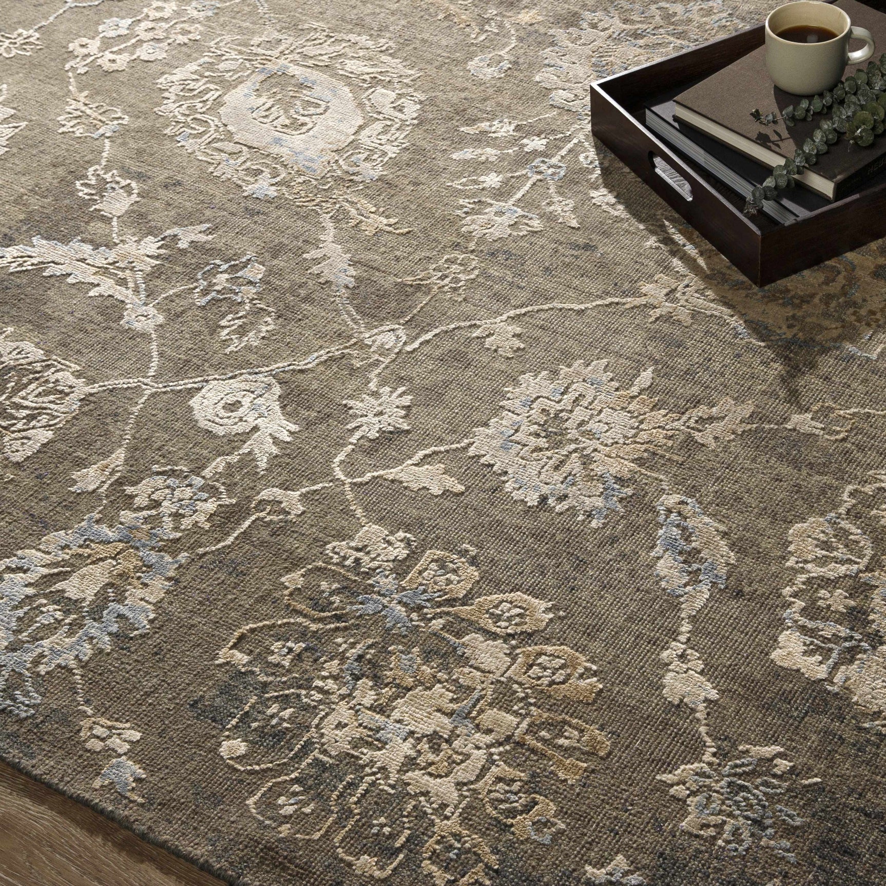 Aramawayan Premium Hand Knotted Wool Area Rug - Clearance - Ornate Home