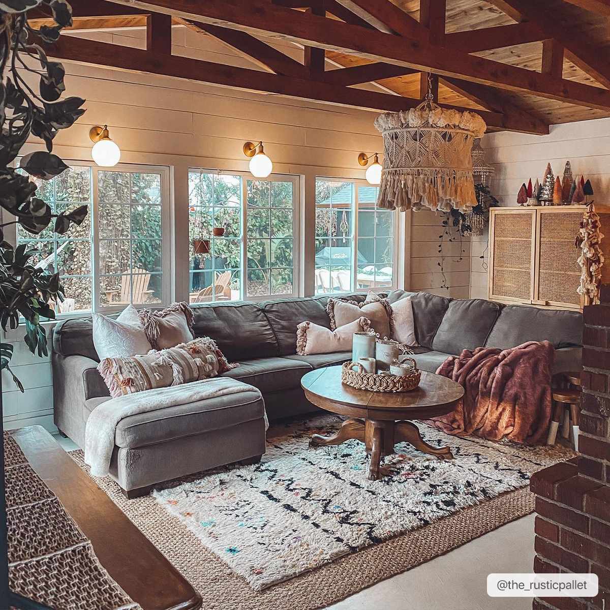 Arcanum Hand Knotted Wool Area Rug - Clearance