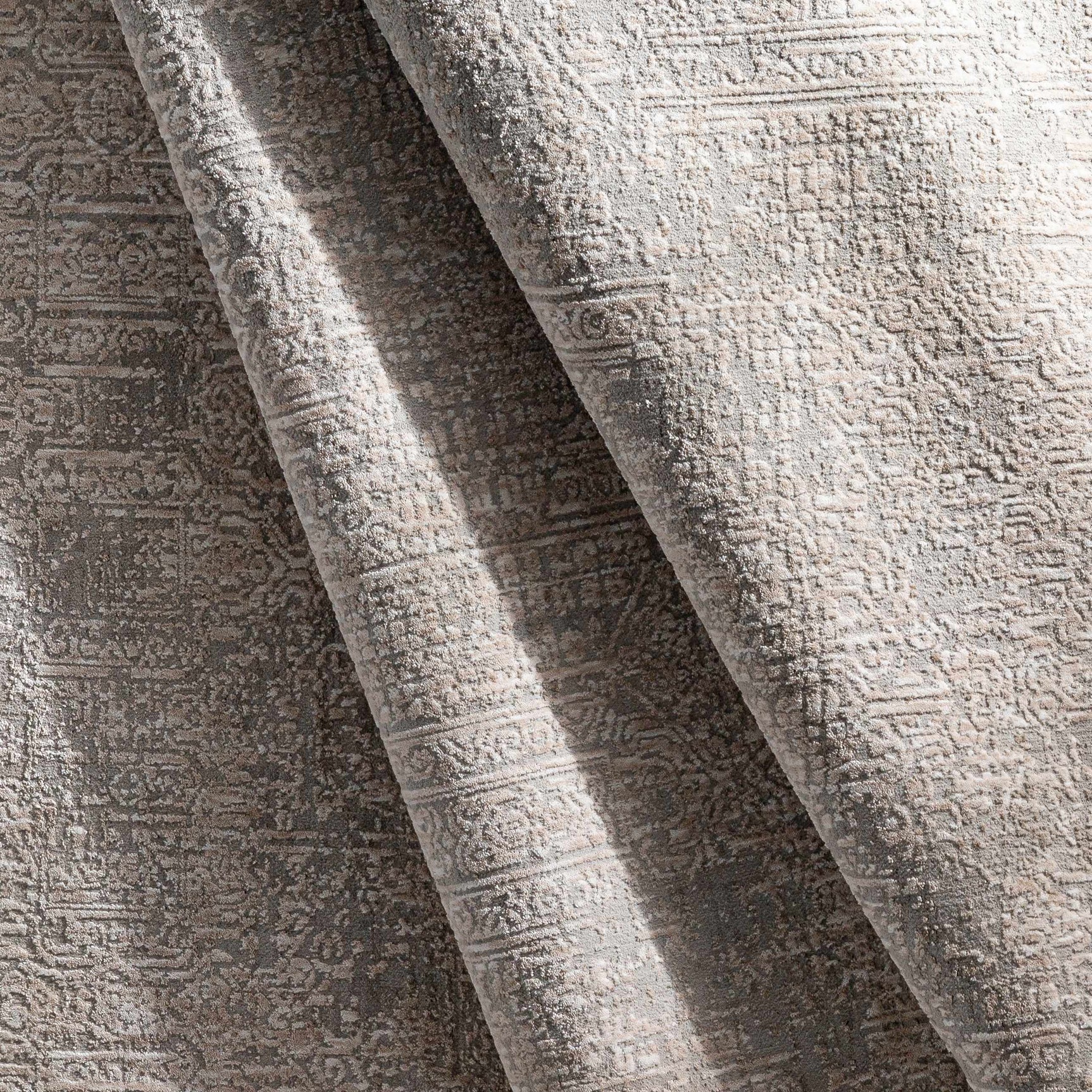 Archway Textured Luxe Area Rug - Ornate Home