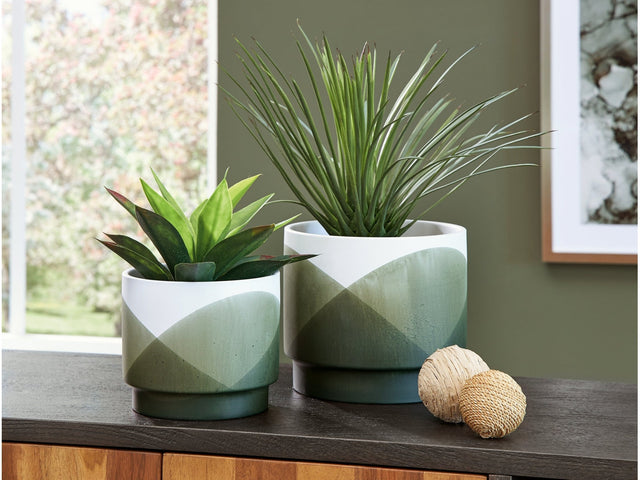 Ardenridge Green/White Planter (Set of 2) (Online Special Price) - Ornate Home