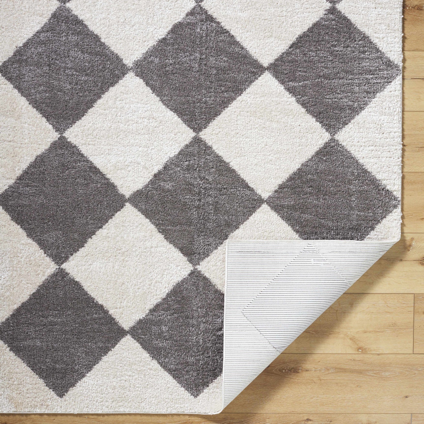 Arilla Diamond Checkered Washable Area Rug - Ornate Home