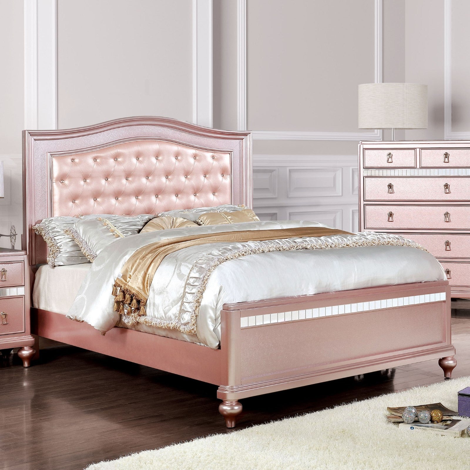 Ariston Rose Gold 4 Pc. Queen Bedroom Set - Ornate Home