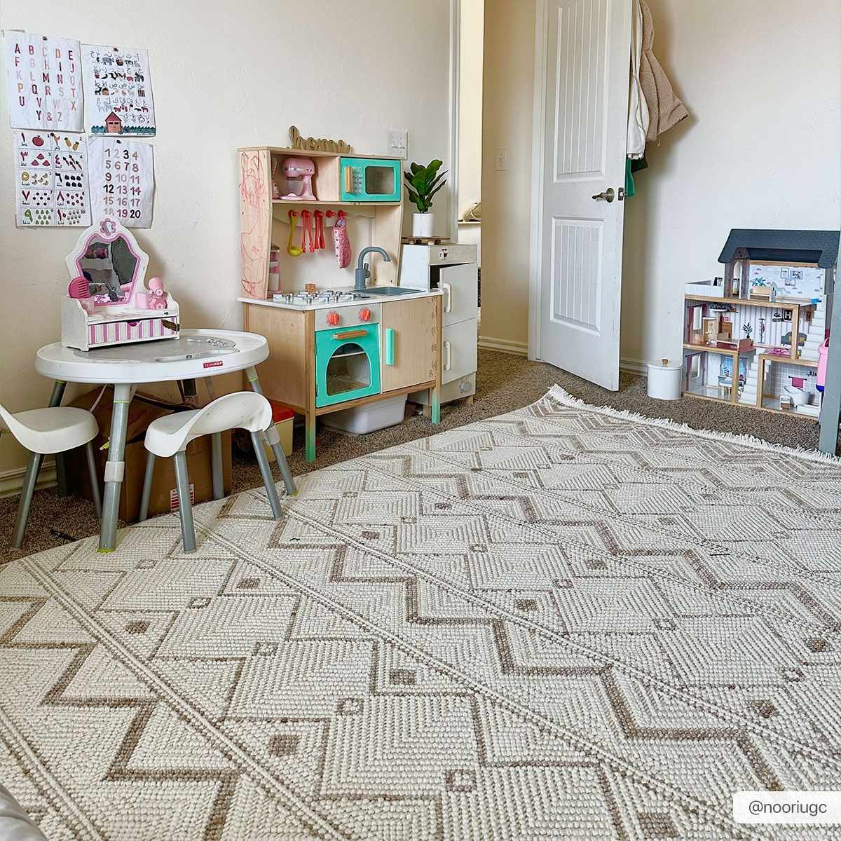Armen Area Rug - Clearance - Ornate Home