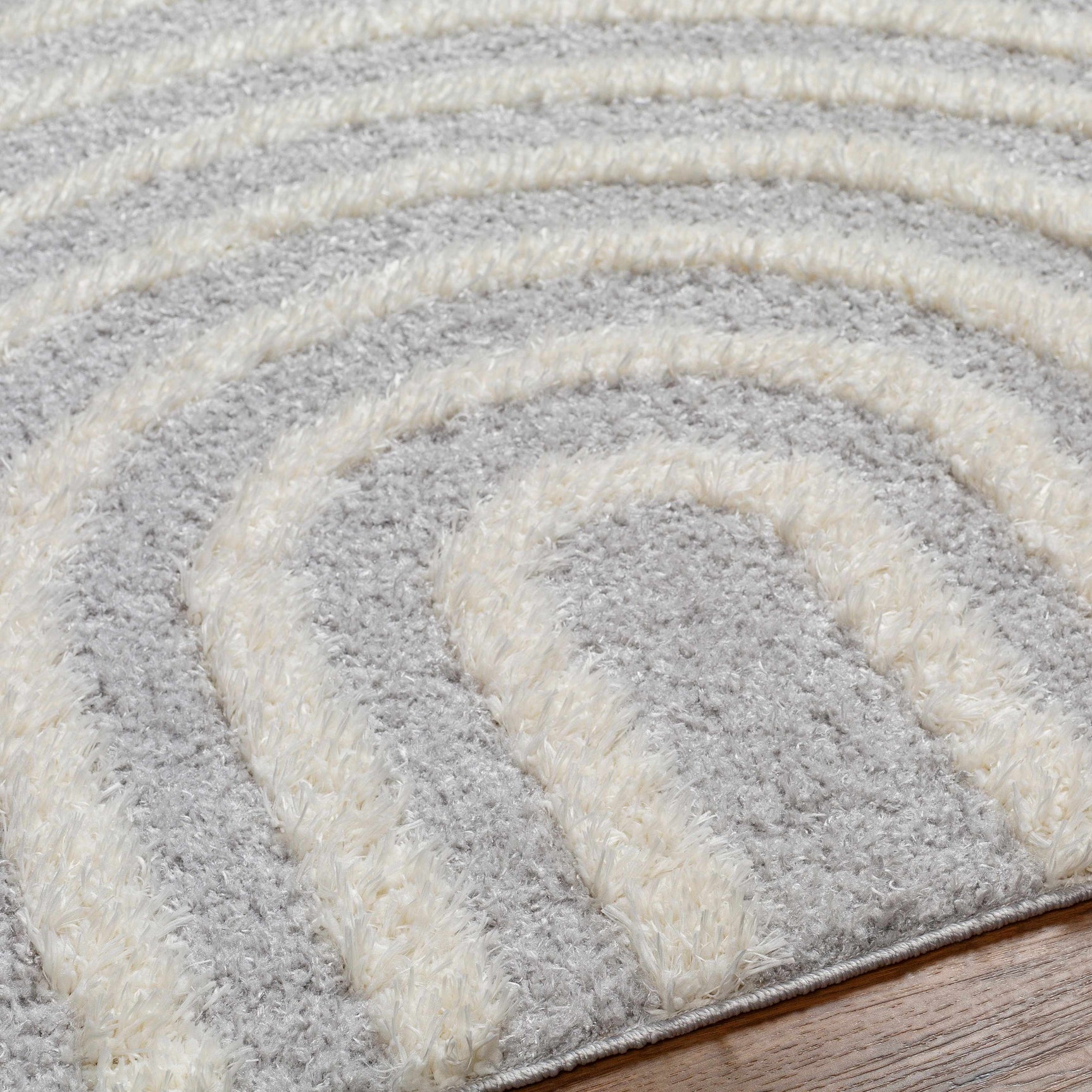 Arnel Gray & Beige Area Rug - Ornate Home