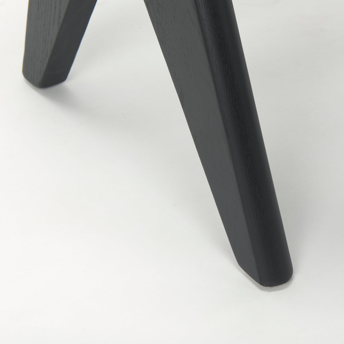 Arvin Black Wooden Bench - Ornate Home