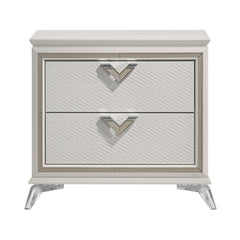 Audra White/Gold 5-Piece Queen Bedroom Set - Ornate Home
