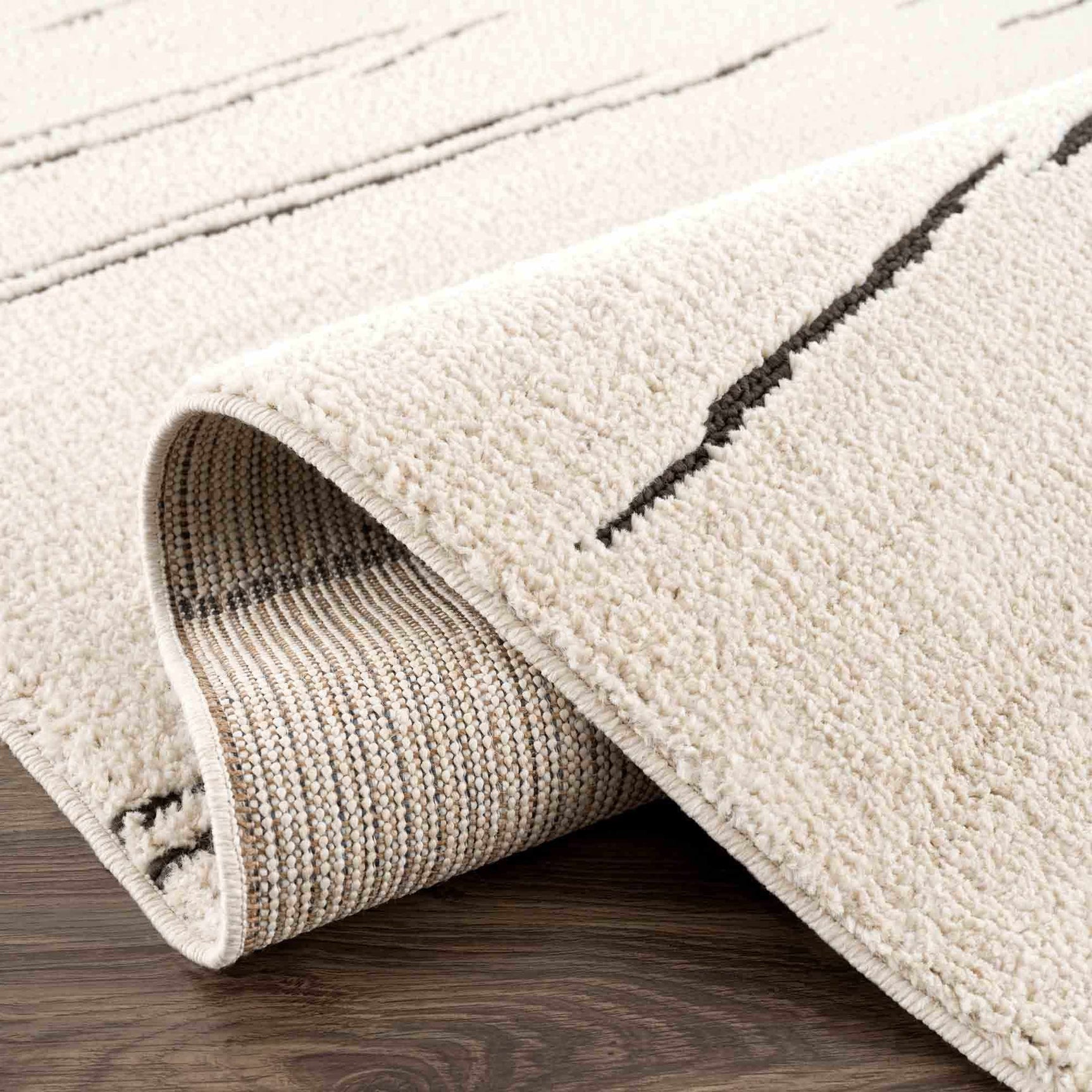 Aulii Area Rug - Clearance - Ornate Home