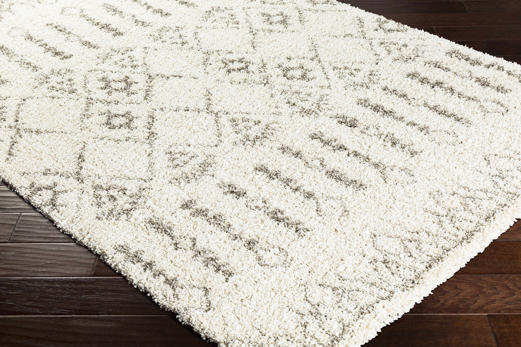 Aylett Beige Trellis Shag Rug - Clearance - Ornate Home