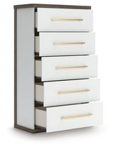 Mazilar Brown/White Chest of Drawers