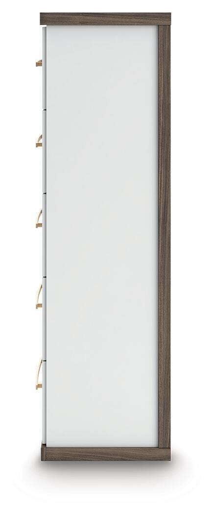 Mazilar Brown/White Chest of Drawers