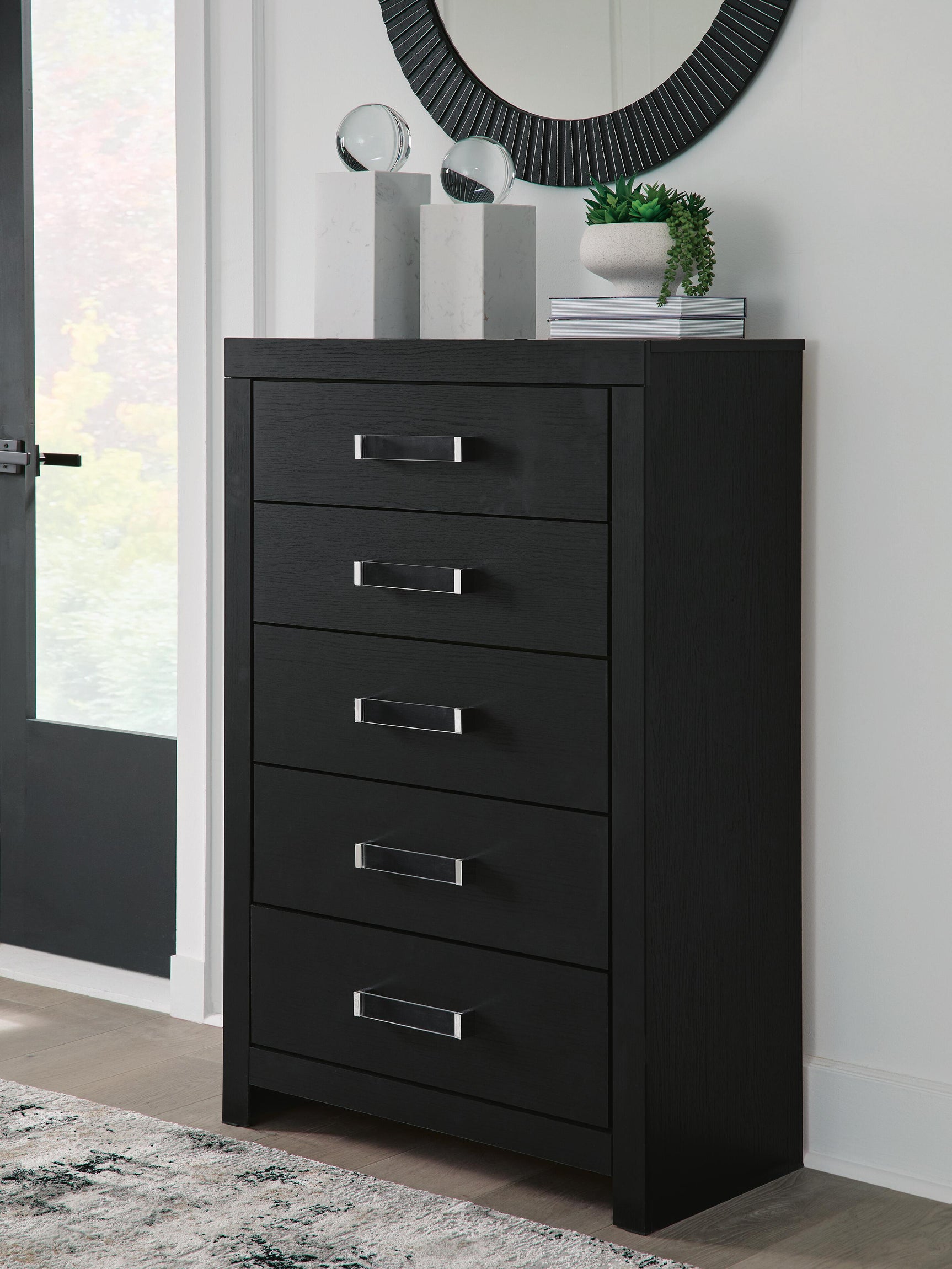 Maeling Black Five Drawer Chest