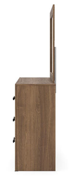 Jonnifer Auburn Dresser and Mirror