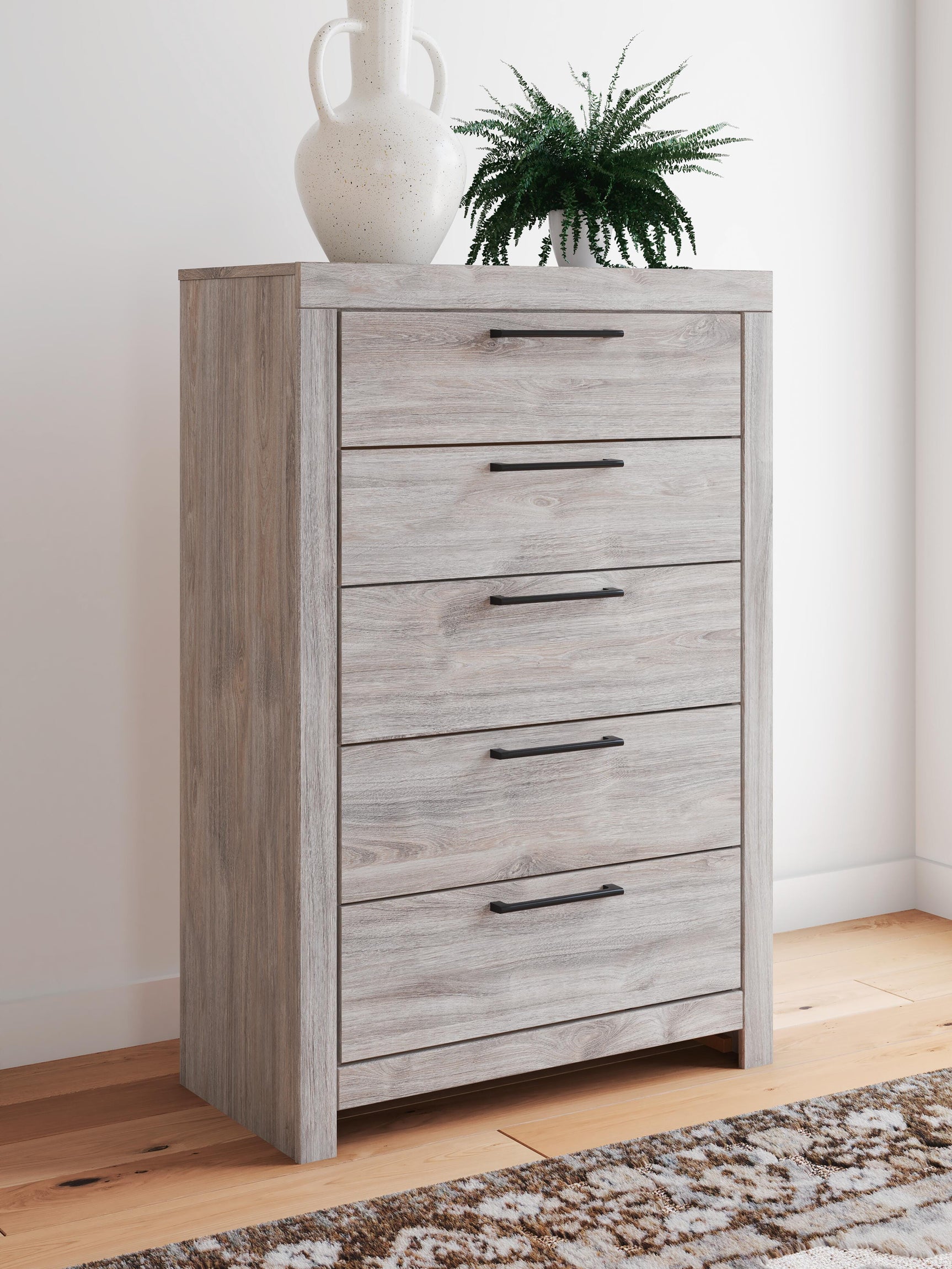 Jonnifer Gray Chest of Drawers