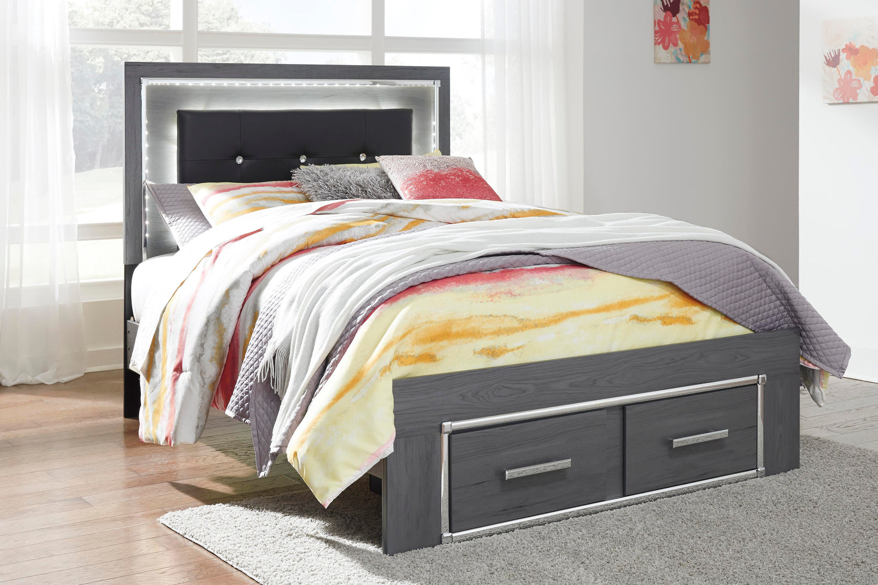 Lodanna Gray Full Storage Bed, Dresser, Mirror and 2 Nightstands (Online Special Price)