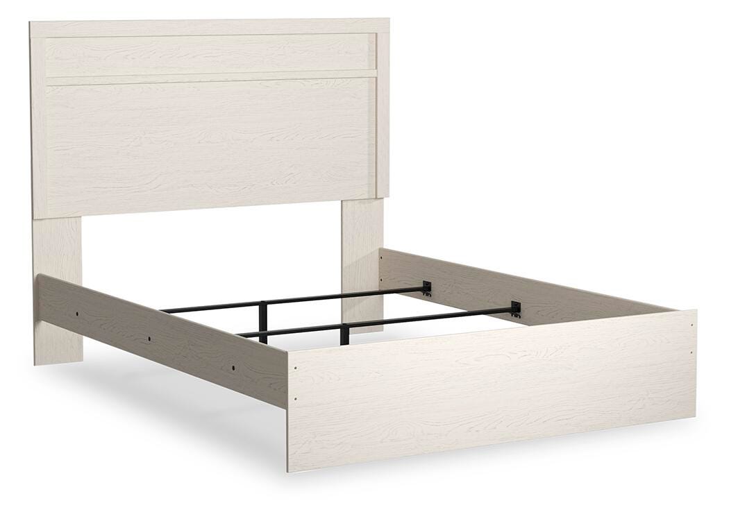 Stelsie White Queen Panel Bed, Dresser, Mirror and 2 Nightstands (Online Special Price)