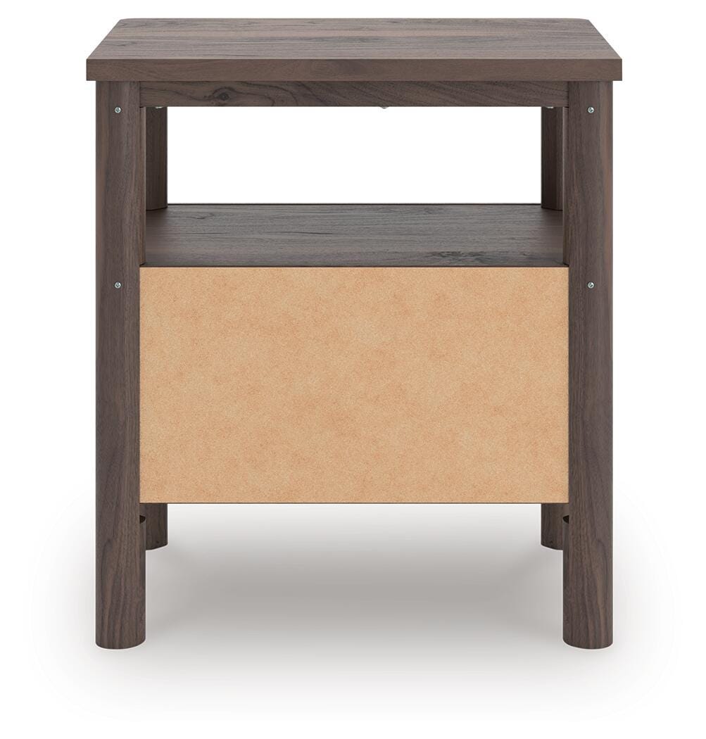 Pamytta Brown Queen Panel Bed, Dresser, Mirror and Nightstand