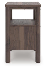 Pamytta Brown Queen Panel Bed, Dresser, Mirror and Nightstand
