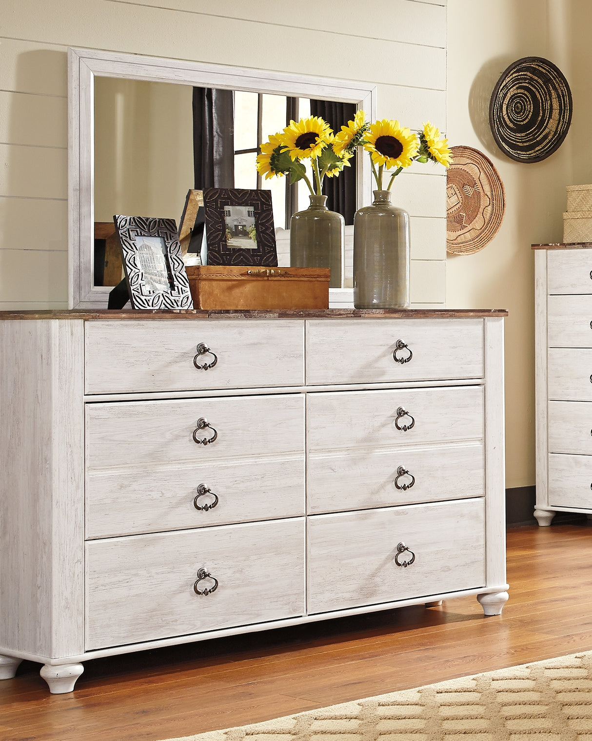 Willowton Whitewash Full Panel Bedroom Set with Dresser, Mirror, 2 Chests and nightstand - Ornate Home