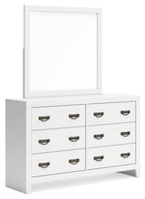 Binterglen White King Panel Bed, Dresser, Chest and 2 Nightstands