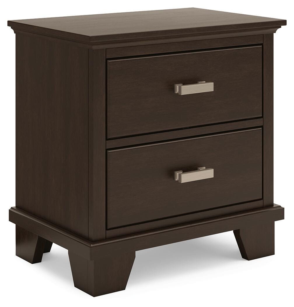 Covetown Dark Brown California King Panel Bed and 2 Nightstands