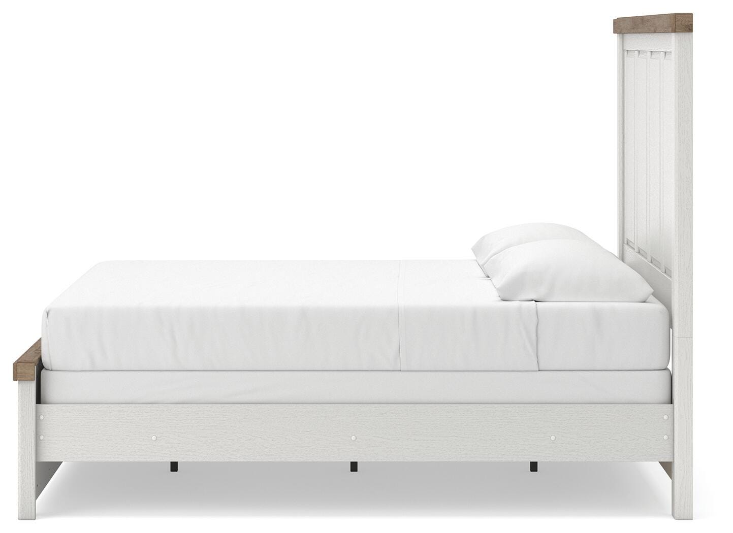 Savonport White/Brown King Panel Bed