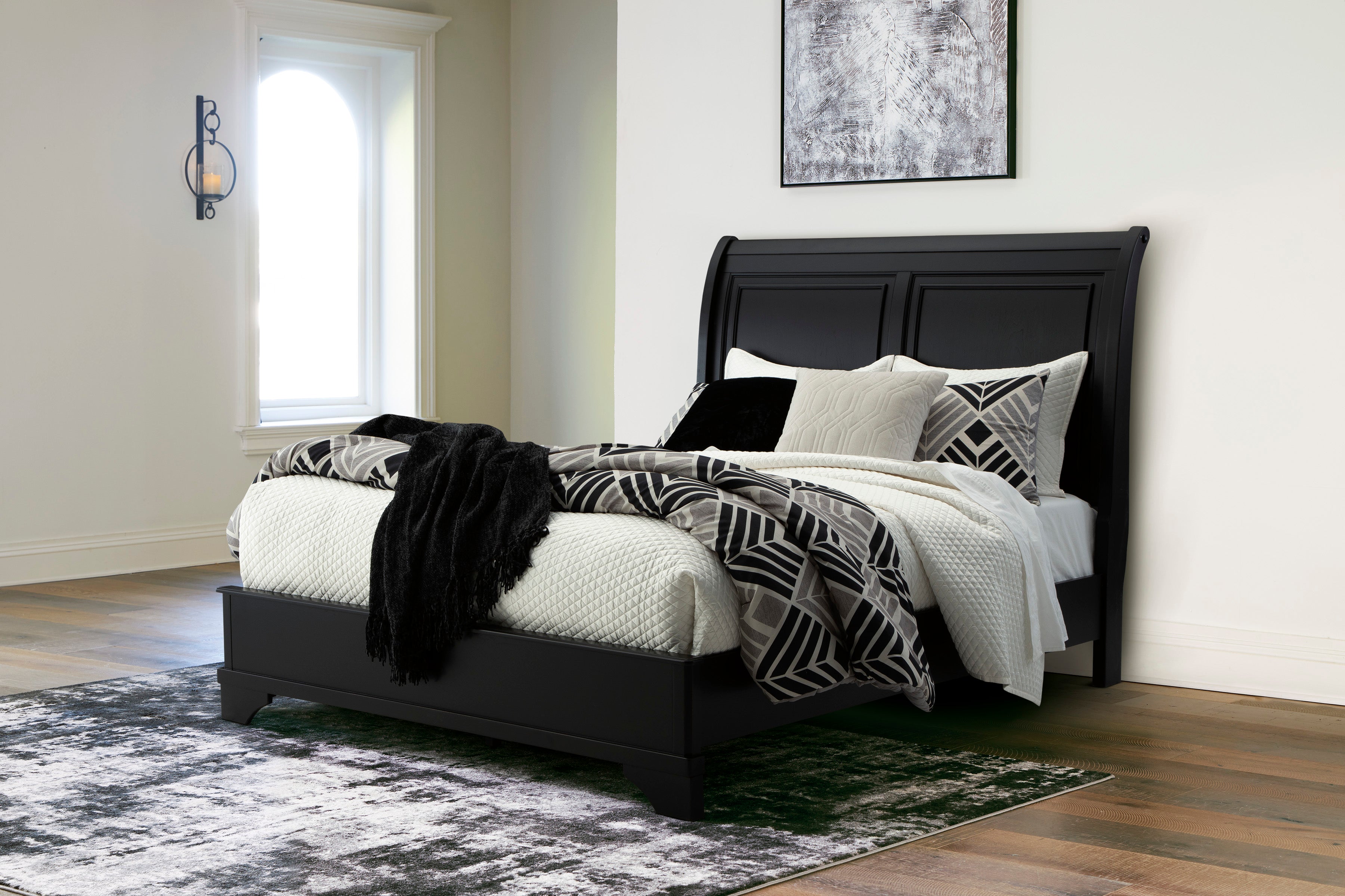 Chylanta Black Queen Sleigh Bed - Ornate Home