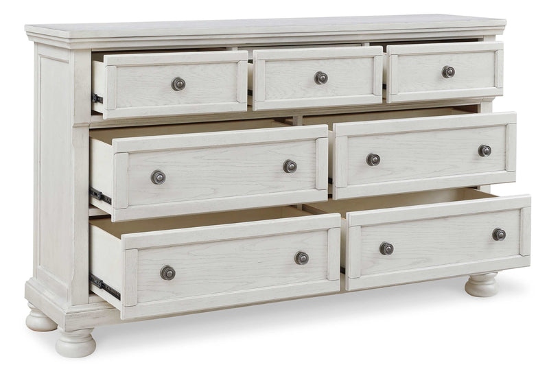 Robbinsdale Antique White Dresser w/ 7 Drawers