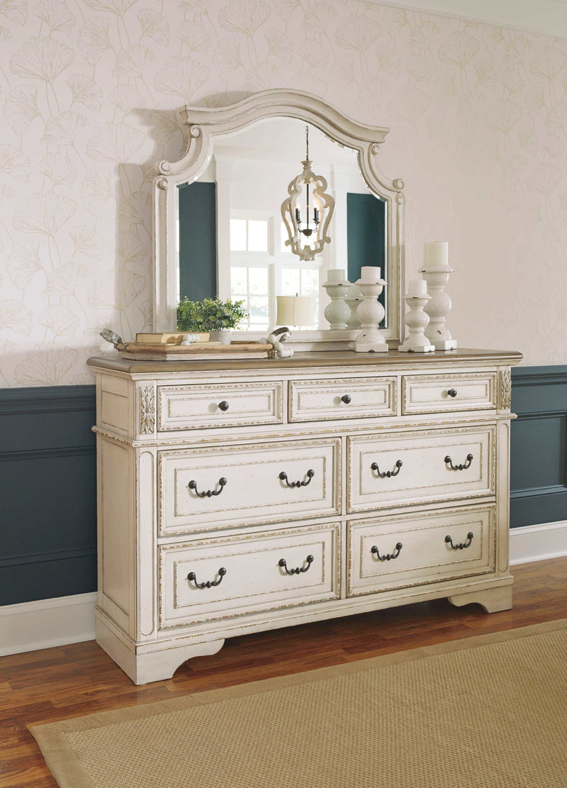 Realyn Mirrored Dresser w/ 7 Drawer - Ornate Home