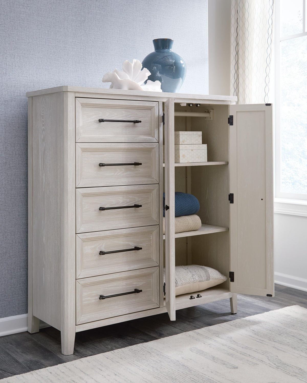 Darbonton Dove White Door Chest