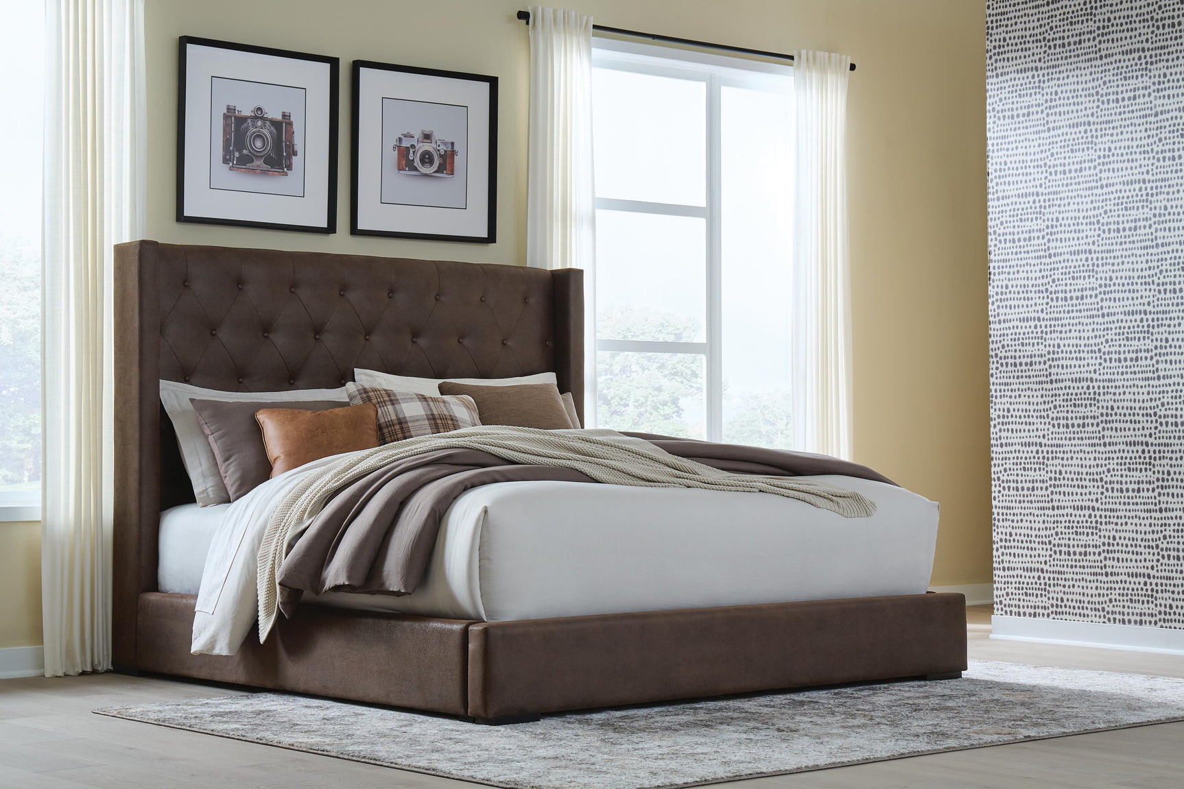 Lavernty Coffee Queen Upholstered Storage Bed (Online Special Price)